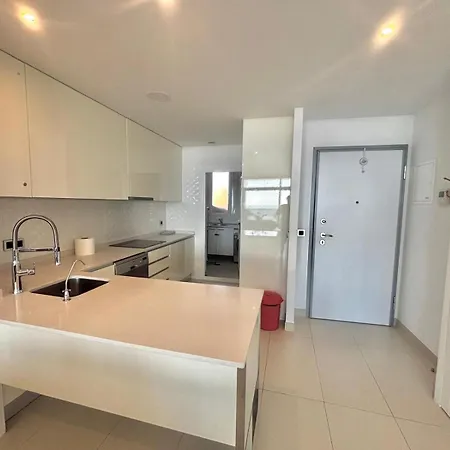 Sunset Drive 9-18 Poniente * Benidorm